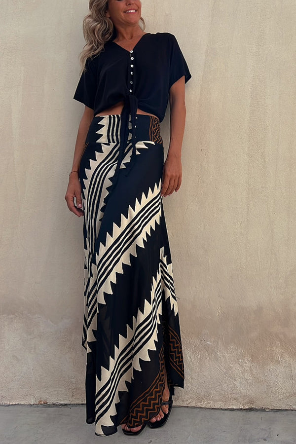 Audrey - Silk maxi skirt with geometric print