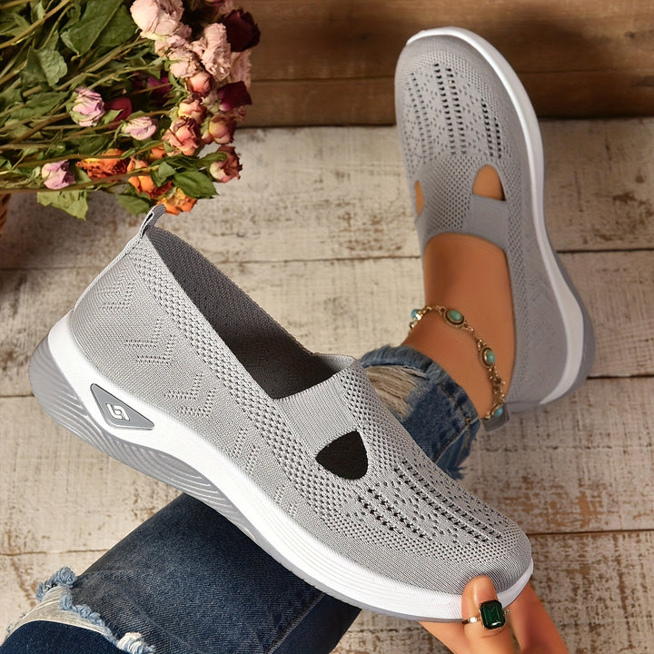 Carry™ - Orthopaedic slip-on shoes!