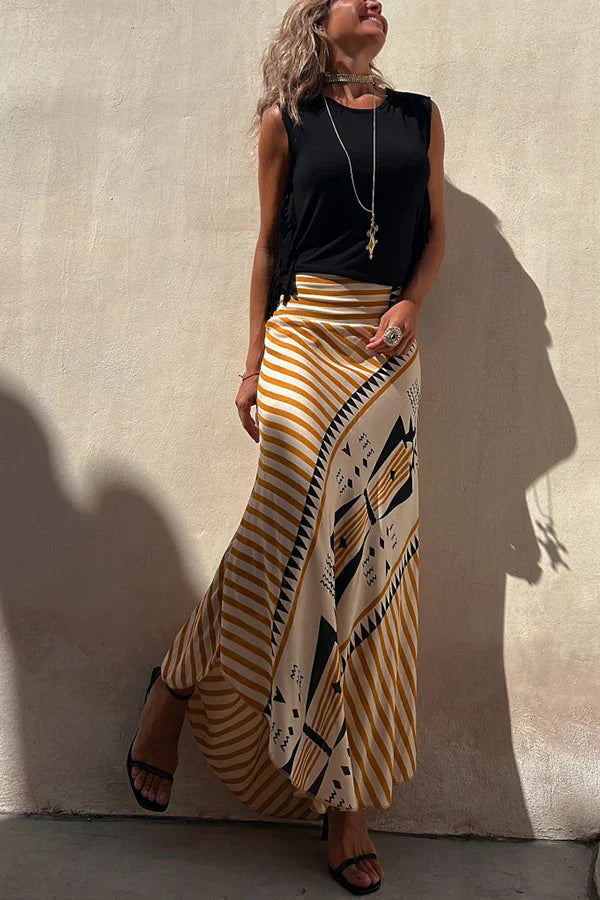 Audrey - Silk maxi skirt with geometric print