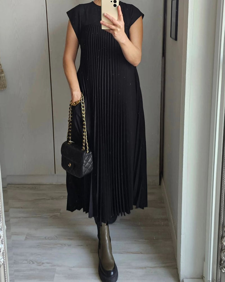 Madelyn - Elegant Pleated Dress